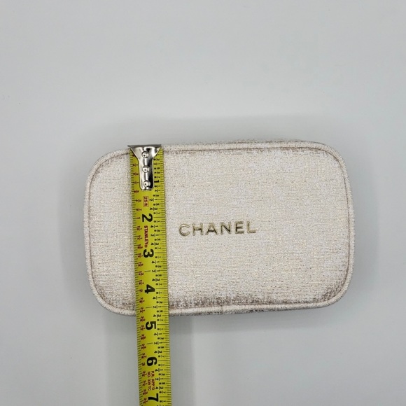 100% Authentic Chanel 2023 cosmetic make up pouch - Picture 7 of 9